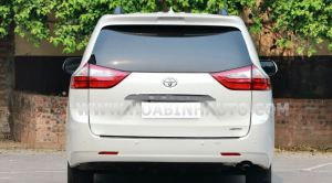 Xe Toyota Sienna Limited 3.5 2015