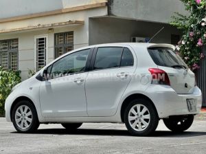 Xe Toyota Yaris 1.3 AT 2010